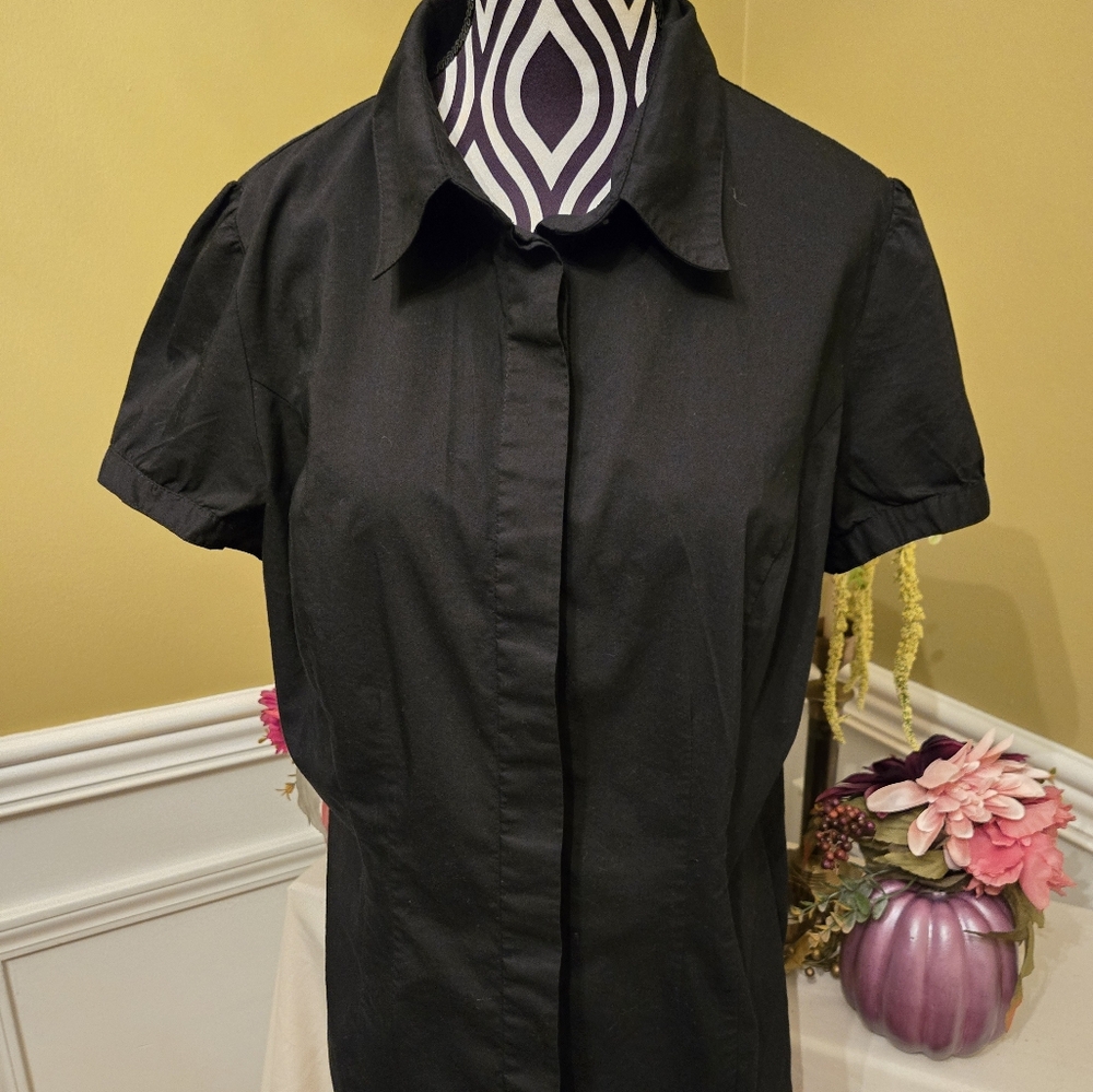 Worthington Black Short Sleeve Button Down Collar Blouse Large